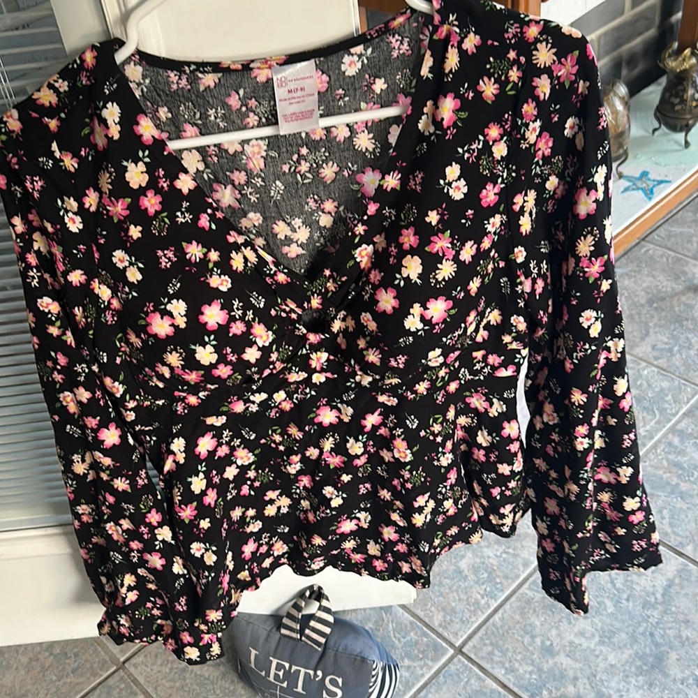 Cute float shirt